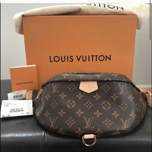 NEW AUTHENTIC LOUIS VUITTON BUMBAG ✨